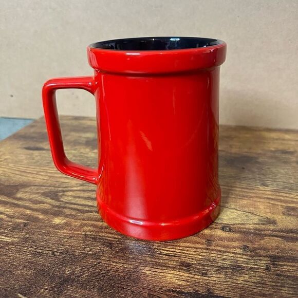 Atlanta Falcons NFL Red Coffee Cup Mug Sculpted Logo 14oz EUC - Picture 3 of 7